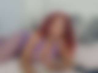 Live cam show with Jessica Simpsin - Ebony Shaved Pussy on Gym Cam Girls