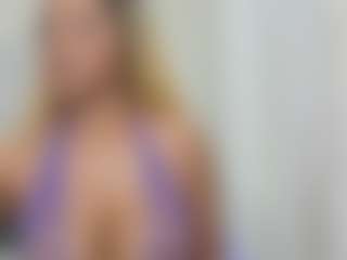 Live cam show with Jessica Simpsin - Oil on Camsoda