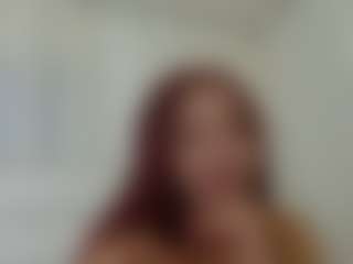 Live cam show with Jessica Simpsin - Athletic MILF on livesuperchat.net