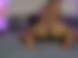 Jessica Simpsin's Live Sex Cam Show