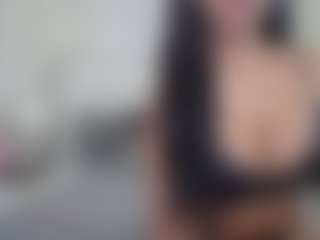 Live cam show with Jessica Simpsin - Spank Brown Hair on Camsoda