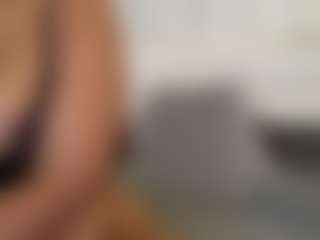 Live cam show with Jessica Simpsin - Black Squirt on slutload