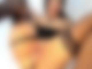 carolbrowm's Live Sex Cam Show
