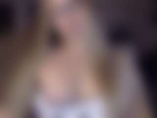 Live cam show with Kim YourdreamGirl - Blonde Hair on 1on1-livenow