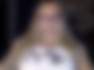 Live cam show with Kim YourdreamGirl - Foot Fetish Blonde Hair on x69.live