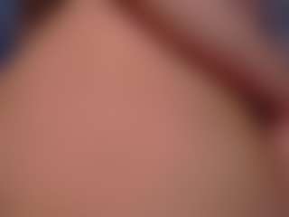Kim YourdreamGirl's Live Sex Cam Show