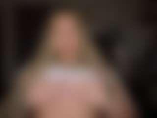 Live cam show with Kim YourdreamGirl - Strip Brown Hair on TeamSkeetLive