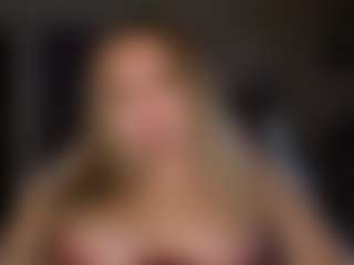 Live cam show with Kim YourdreamGirl - Living Room on intimatelivegirls.com
