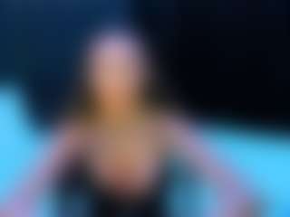Live cam show with GoddessV - Living Room on infinitiblacc.com