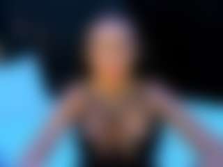 Live cam show with GoddessV - Living Room on CSO-WL