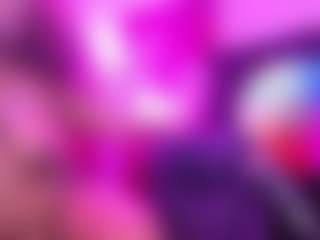 Live cam show with Queen Cherise Roze - Curvy on studioflirtlive.com