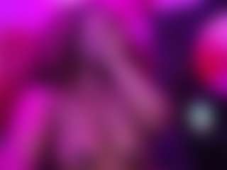 Live cam show with Queen Cherise Roze - Black on CSO-WL