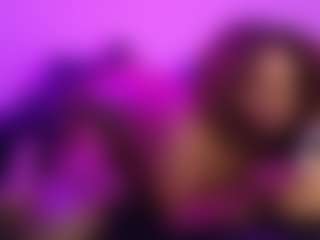 Queen Cherise Roze's Live Sex Cam Show