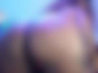 Queen Cherise Roze's Live Sex Cam Show