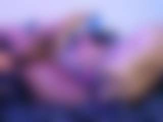 Live cam show with Queen Cherise Roze - Shaved Pussy Big Tits on Free Soda