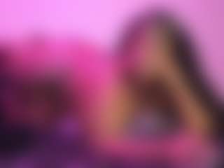 Queen Cherise Roze