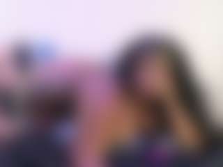 Live cam show with Queen Cherise Roze - BBW Squirt on Chatstar