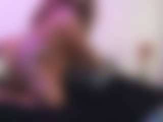 Queen Cherise Roze's Live Sex Cam Show