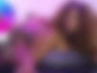Queen Cherise Roze's Live Sex Cam Show
