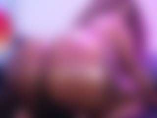 Live cam show with Queen Cherise Roze - Spank on Hubzter Live