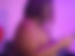 Queen Cherise Roze's Live Sex Cam Show
