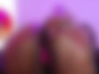 Queen Cherise Roze's Live Sex Cam Show
