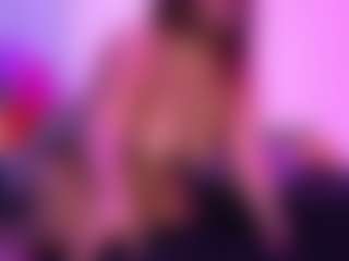 Queen Cherise Roze's Live Sex Cam Show