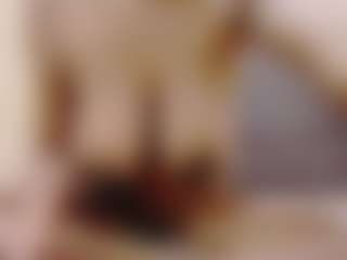 CREAMYINDIAN's Live Sex Cam Show