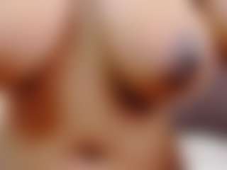 CREAMYINDIAN's Live Sex Cam Show