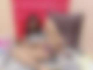 Live cam show with CREAMYINDIAN - Bisexual on Camiplay Live