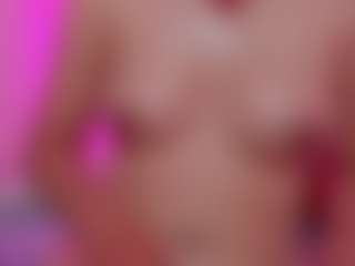 Live cam show with Buunny-Bella - Teen (18+) on Camsoda
