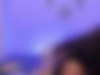 Live cam show with Buunny-Bella - Brown Hair on SxyPornLive