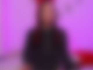 Live cam show with Buunny-Bella - Small Tits Brown Hair on StripNow