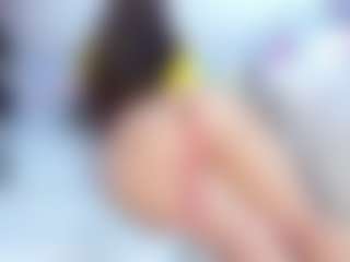 Live cam show with Sweetcurvy - Shaved on Sex Cam Show