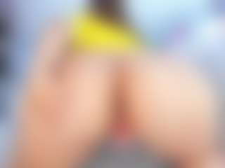 Live cam show with Sweetcurvy - Butt Plug on Dare Cams