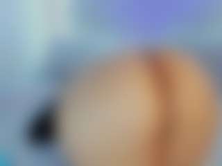 Live cam show with Sweetcurvy - Butt Plug on Camsoda