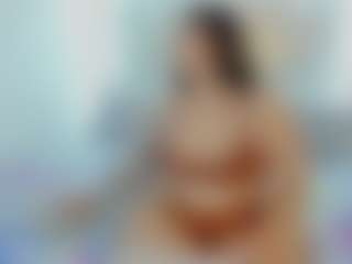 Live cam show with Sweetcurvy - Ass Clapping on Big Tits