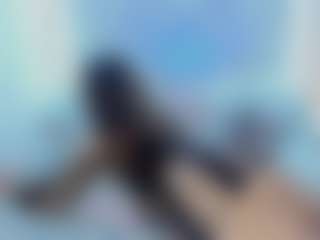 Spettacolo in cam dal vivo con Sweetcurvy - Sexy su Camsoda