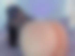 Live cam show with Sweetcurvy - Bikini on sexylive.show