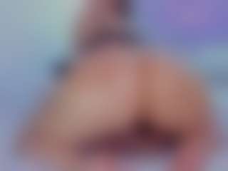 Live cam show with Sweetcurvy - Ass Clapping on Cam Slut