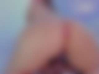 Live cam show with Sweetcurvy - Handjob on Strip Flash - Live Sex Shows