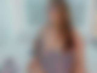 Live cam show with Sweetcurvy - Shaved on Fling VIP Chat