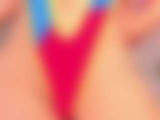 Live cam show with Emily Leah - Blonde Hair on CamClone