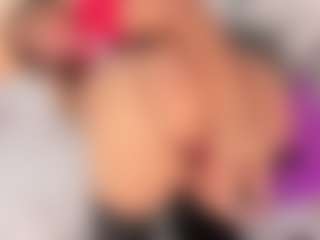 Emily Leah's Live Sex Cam Show