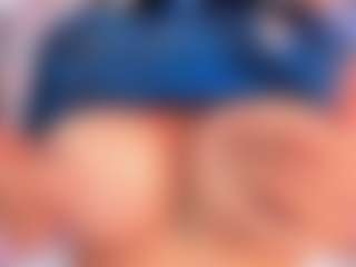 Live cam show with Emily Leah - Cosplay Curvy on sexylive.show