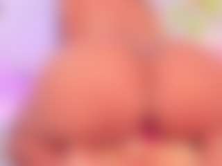 Live cam show with Emily Leah - Tease Latina on AdultVida.com | colombia