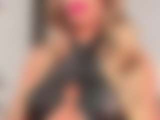 Emily Leah's Live Sex Cam Show