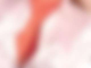 Live cam show with Emily Leah - Fingers on Camsoda