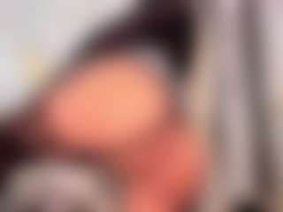 Live cam show with Emily Leah - Double Penetration on fapnchat