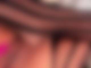 Live cam show with Emily Leah - Athletic Strip on Camsoda